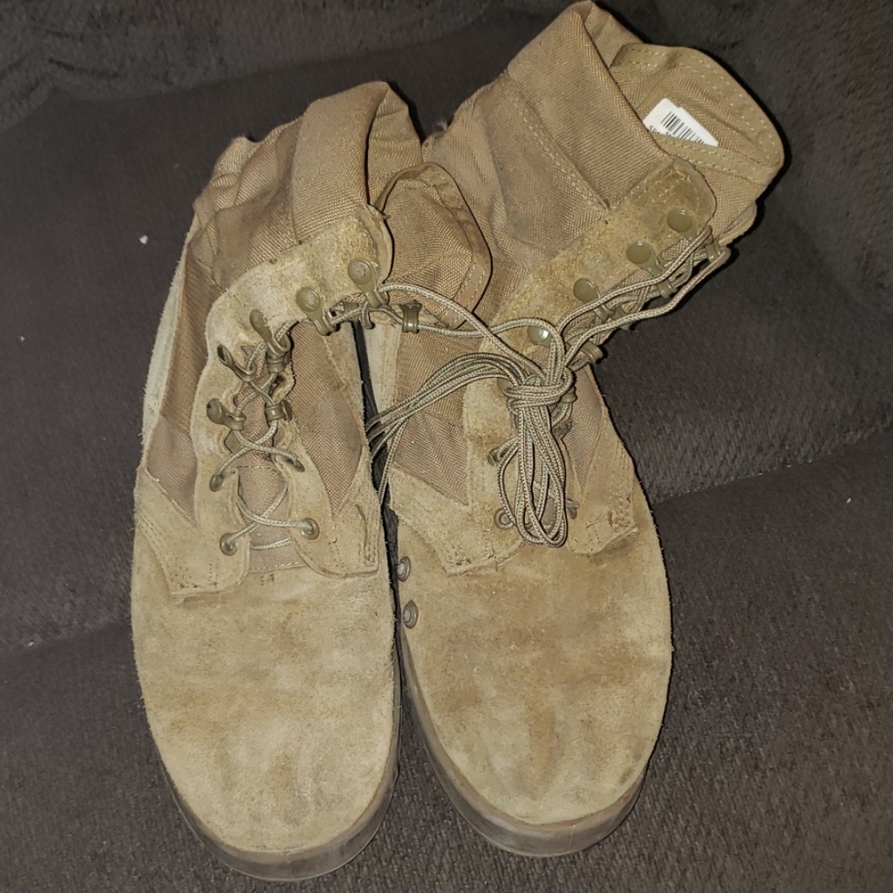 Army combat boots